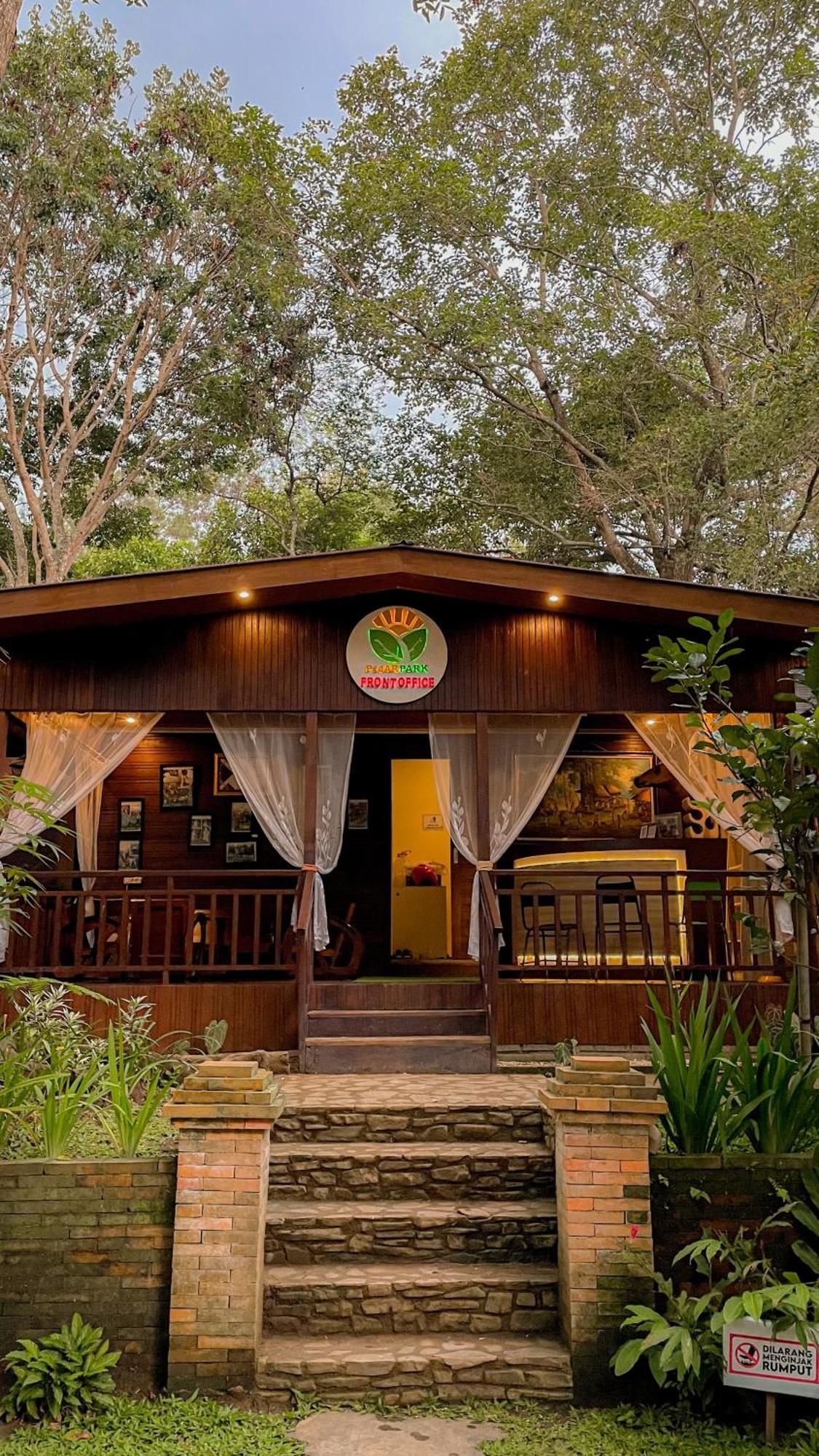 Pijar Resort Powered By Cocotel Kudus Exterior foto
