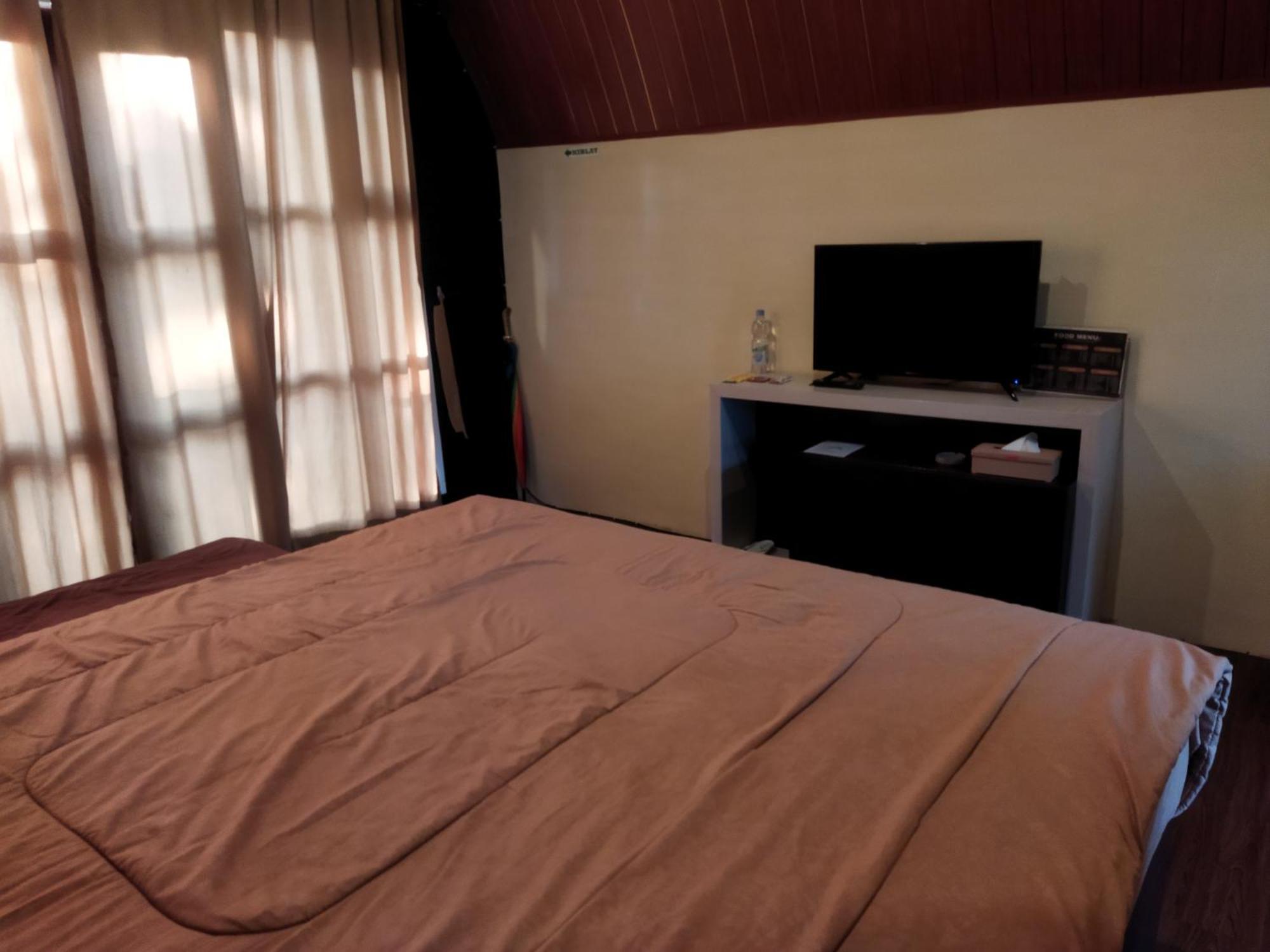 Pijar Resort Powered By Cocotel Kudus Habitación foto