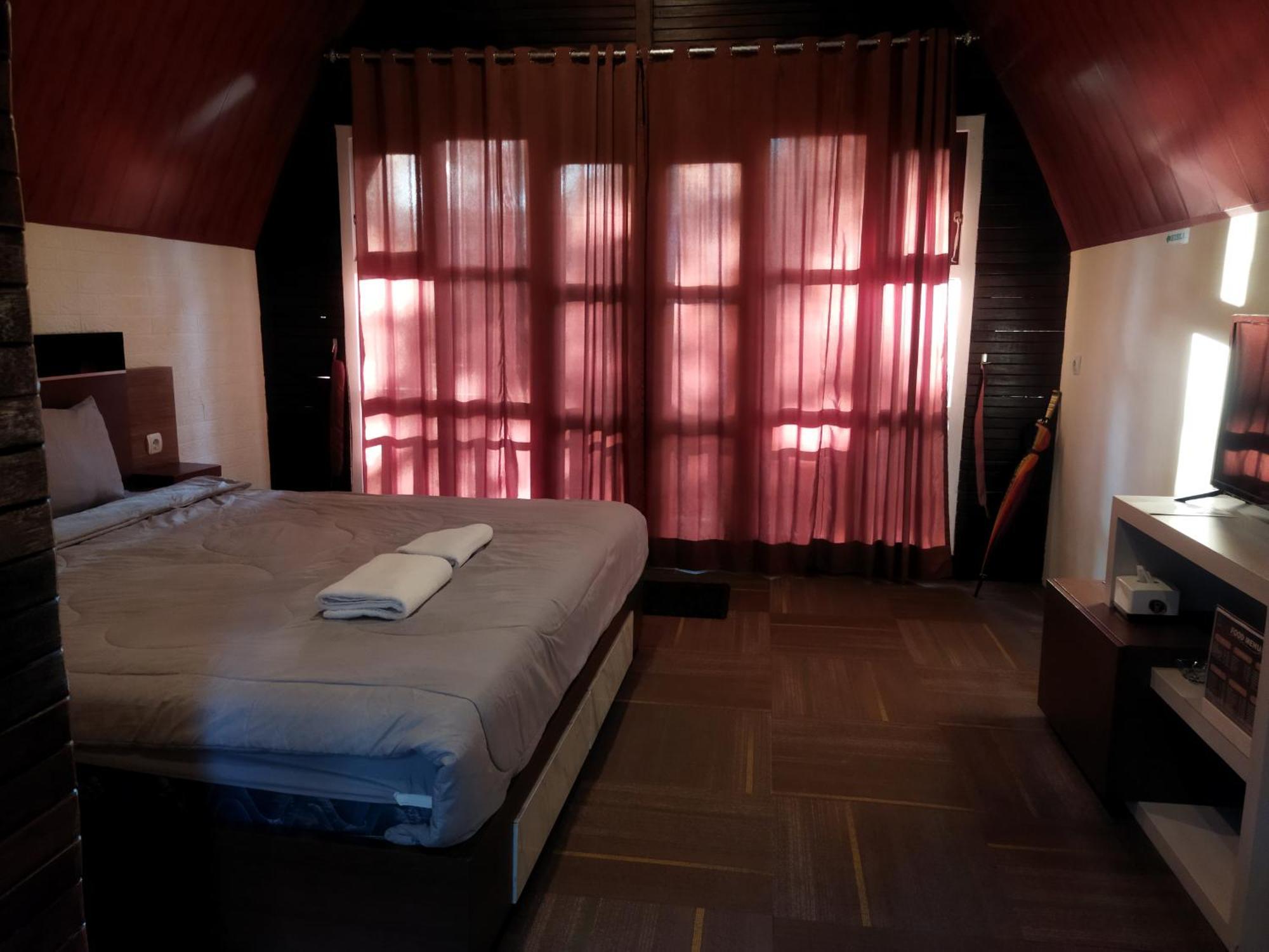 Pijar Resort Powered By Cocotel Kudus Habitación foto